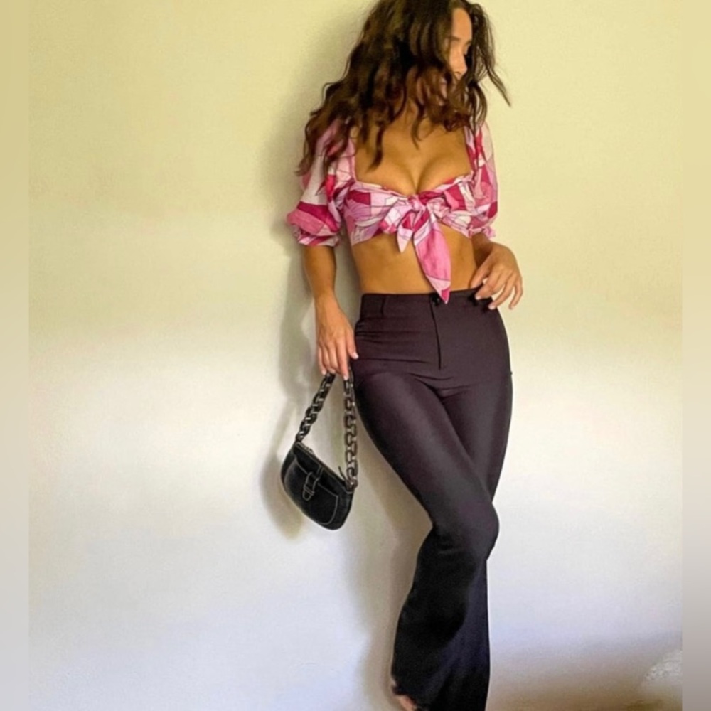 New with tags Rumors / Rumoured Black East Village Flare Pants Medium